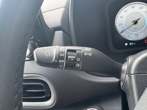 Hyundai KONA (Sold) 64kWh Premium SUV 5dr Electric Auto (10.5kW Charger) (204 ps) 16