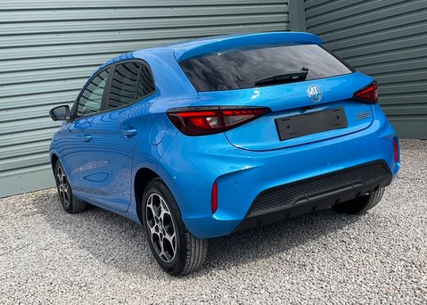MG MG3 1.5 HYBRID+ TROPHY 14