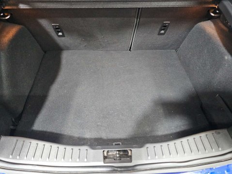Ford Focus 1.0 Titanium 5dr 98