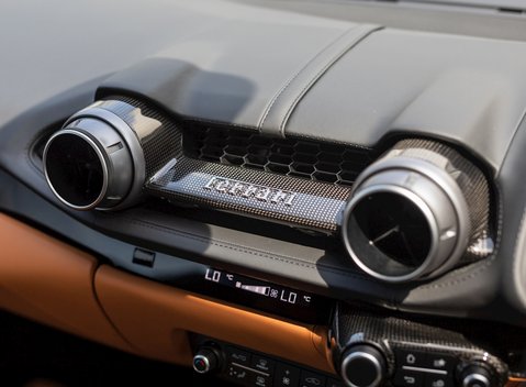 Ferrari 812 Superfast 17