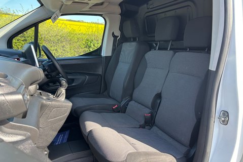 Citroen Berlingo 950 Enterprise XL 102 ps BlueHdi Panel Van 3