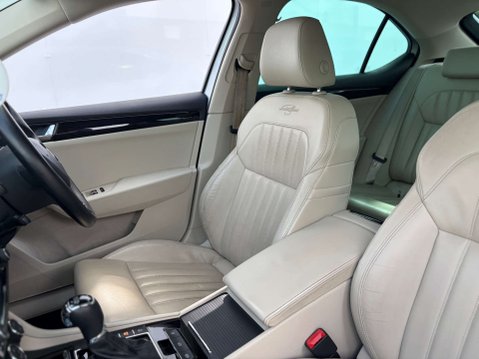 Skoda Superb 2.0 Superb Laurin & Klement TSi Semi-Auto 5dr 67