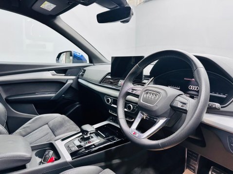Audi Q5 2.0 TDI 40 S line S Tronic quattro Euro 6 (s/s) 5dr 17