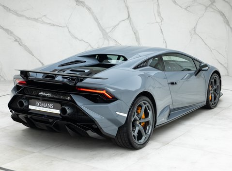 Lamborghini Huracan Tecnica 9