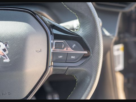 Peugeot 2008 2008 GT EV 5dr 21
