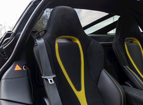 McLaren 720S Peformance 15