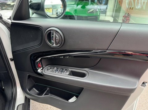 Mini Countryman COOPER S CLASSIC 20