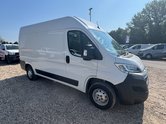 Citroen Relay MWB L2H2 Medium Roof Enterprise 35 Air Con Nav EURO 6 SELECT 4
