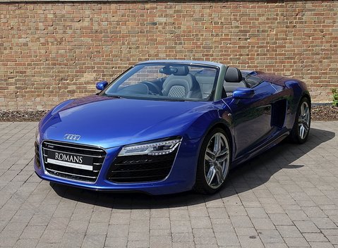 Audi R8 V10 Spyder 19