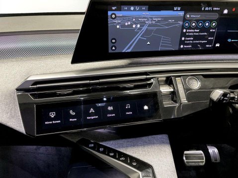 Peugeot 3008 73kWh GT SUV 5dr Electric Auto (210 ps) Air Con - Alloys - DAB Radio 18