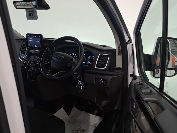 Ford Transit Custom Transit Custom 300 L1 Diesel FWD 2.0 EcoBlue 130ps Low Roof Limited Van 25
