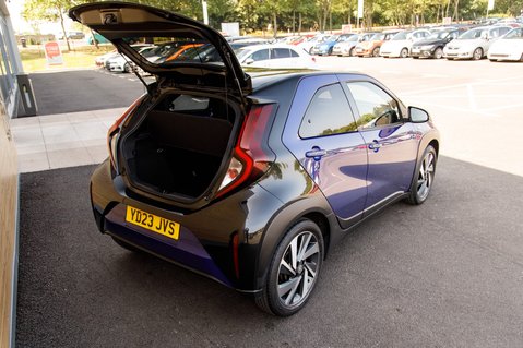 Toyota Aygo X VVT-I EDGE 34