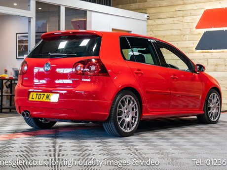 Volkswagen Golf 2.0 Golf GTi Edition 30 230 5dr 4