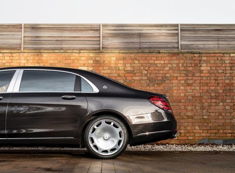 Mercedes-Benz M Class S650 34