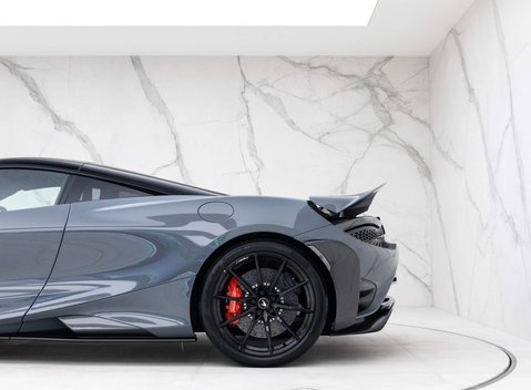 McLaren 765LT V8 SSG 33