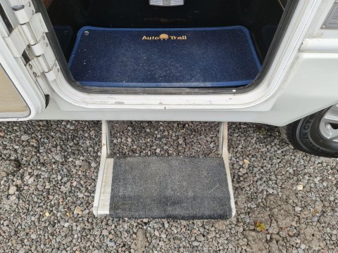 Auto-Trail Mohican Motor Home 15