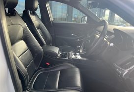 Jaguar E-Pace R-DYNAMIC SE 16