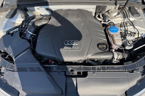 Audi A5 3.0 TDI QUATTRO SE - £9K OPTIONS LIST - 9 SERVICES -RARE COLOUR COMBO 50