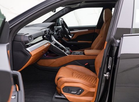 Lamborghini Urus 15
