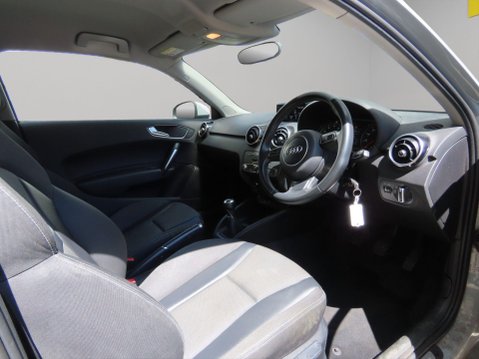 Audi A1 1.0 TFSI Sport Euro 6 (s/s) 3dr 9