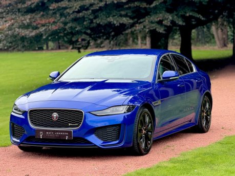 Jaguar XE R-DYNAMIC HSE 4