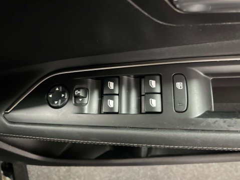 Peugeot 3008 1.2 3008 Allure PureTech S/S 5dr 12