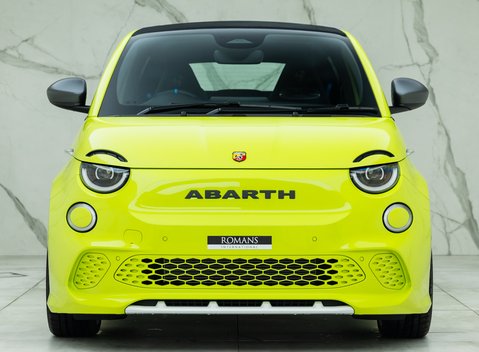 Abarth 500e Scorpionissima Cabrio 5