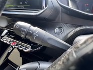 Peugeot 2008 PURETECH S/S GT LINE 17