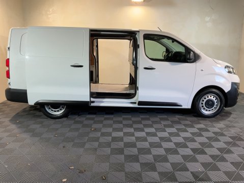 Vauxhall Vivaro L2H1 F2900 DYNAMIC S/S 7