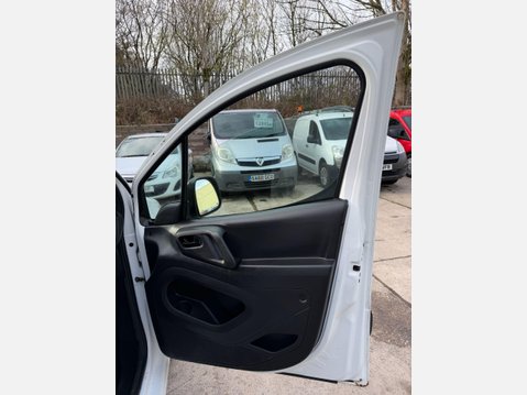 Peugeot Partner 1.6 HDi 850 Professional Panel Van 4dr Diesel Manual L1 (132 g/km, 90 bhp) 27