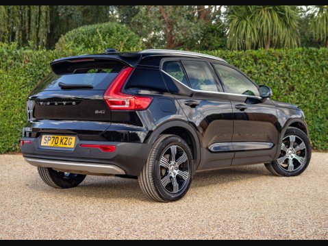 Volvo XC40 2.0 XC40 Inscription B4 MHEV AWD Auto 4WD 5dr 7