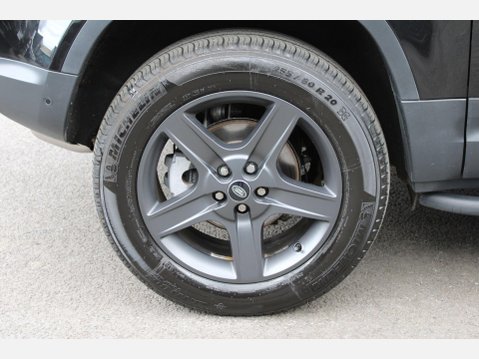 Land Rover Defender 3.0 D250 MHEV HSE 4WD Auto 3dr 35