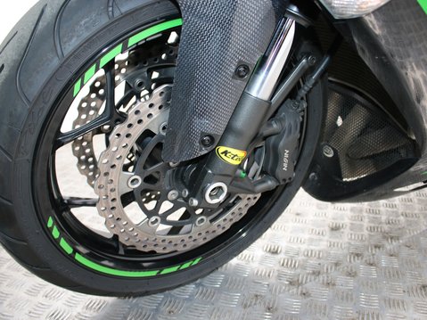 Kawasaki ZZR1400 ZZR1400 ZX 1400 Final Edition 27