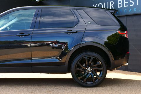 Land Rover Discovery Sport 2.0 Discovery Sport Black HSE TD4 Auto 4WD 5dr 11