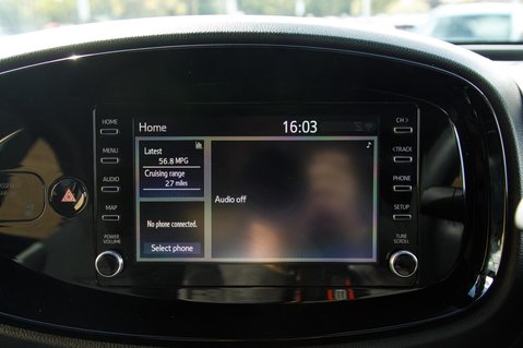 Toyota Aygo X VVT-I EDGE 15
