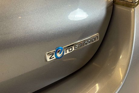 Nissan LEAF 30kWh Tekna Hatchback 5dr Electric Auto (109 bhp) 66