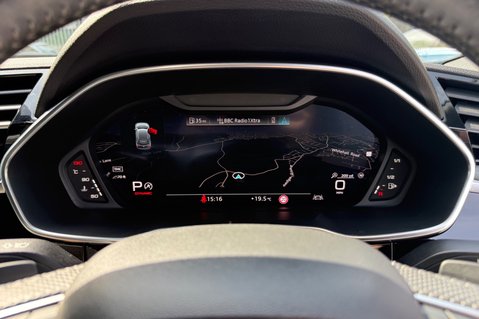 Audi Q3 TFSI QUATTRO S LINE VORSPRUNG -PAN ROOF -360 CAMERA -CARPLAY -FULL AUDI S/H 31