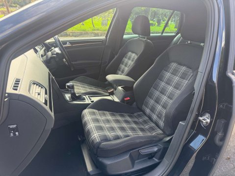 Volkswagen Golf 2.0 Golf GTD Semi-Auto 5dr 11