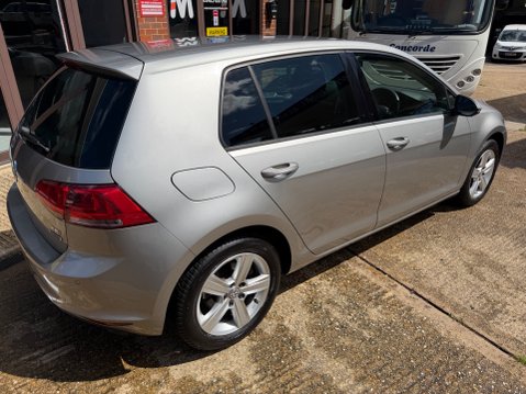 Volkswagen Golf MATCH TSI DSG AUTOMATIC 25
