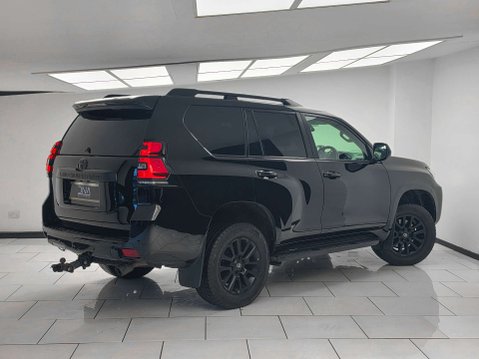 Toyota Land Cruiser 2.8D Invincible Matt Black Edition SUV 5dr Diesel Auto 4WD Euro 6 (s/s) (7 3