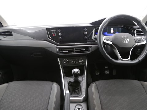 Volkswagen Polo 1.0 TSI Life Euro 6 (s/s) 5dr 9