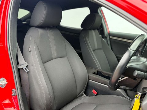 Honda Civic 1.0 Civic SR VTec 5dr 14