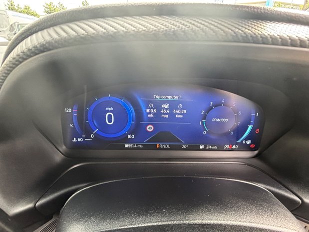 Ford Puma VIVID RUBY EDITION 26