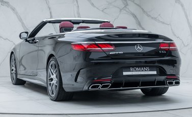 Mercedes-Benz S63 AMG Cabriolet 10