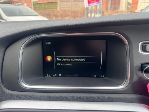 Volvo V40 D2 R-DESIGN NAV PLUS 21