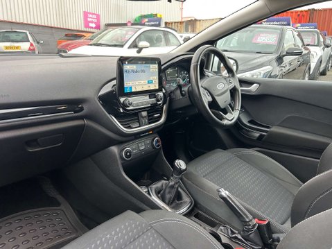 Ford Fiesta 1.1 Fiesta Zetec 3dr 35