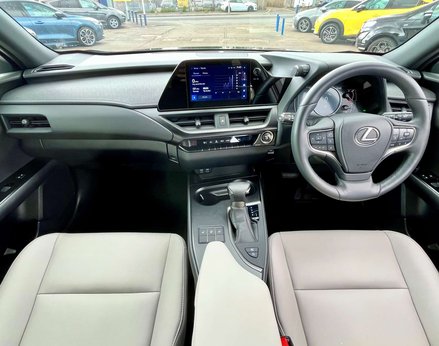 Lexus Ux 2.0 UX 250H F Sport Design 4x2 CVT 5dr 2