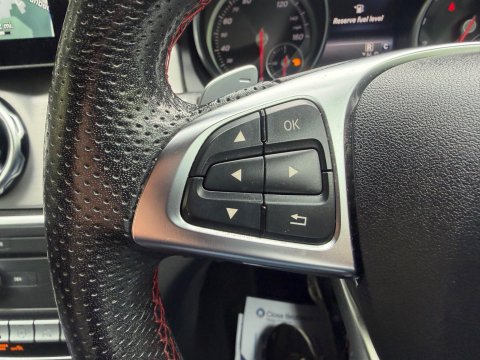 Mercedes-Benz GLA 1.6 GLA200 AMG Line Edition 7G-DCT Euro 6 (s/s) 5dr 20
