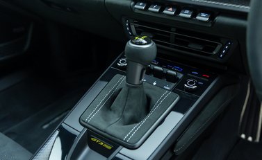 Porsche 911 GT3 RS (992) 24