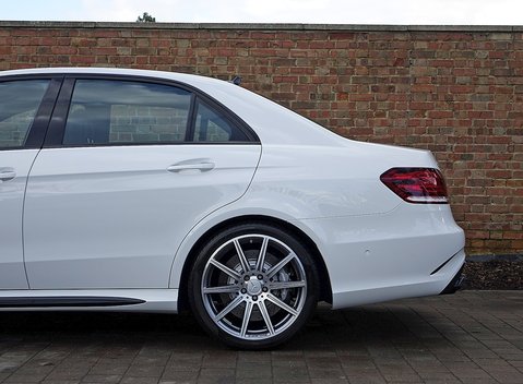 Mercedes-Benz E Class AMG 21